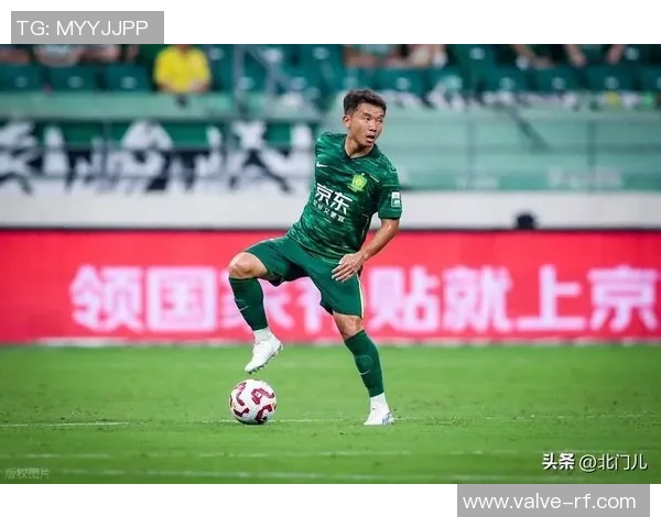 越南球迷心目中的足球明星榜单及其影响力分析 越南球迷心目中的足球明星榜单及其影响力分析